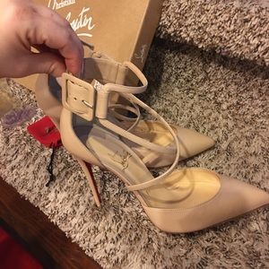 Suzanna  Christian Louboutin pumps